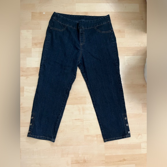 Like new-Elastic Waist Cropped Jeans - Picture 1 of 4